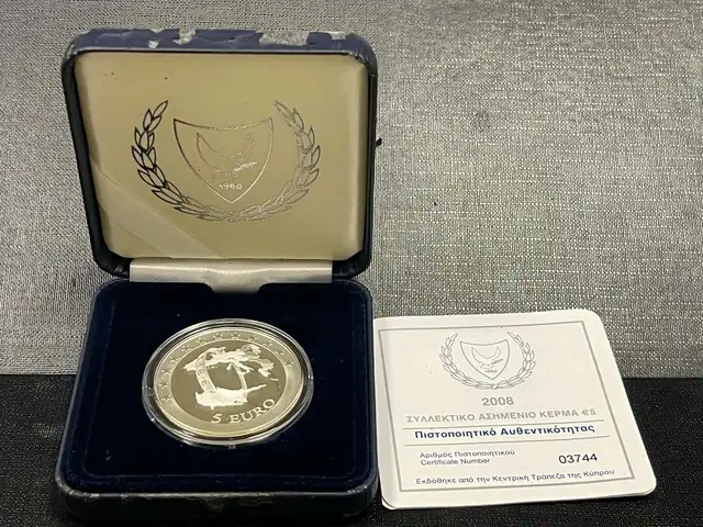 2008 accession of cyprus in the eu 5 euro silver coin, Επαρχία Λευκωσίας — Στρόβολος - Άγιος Βασίλειος