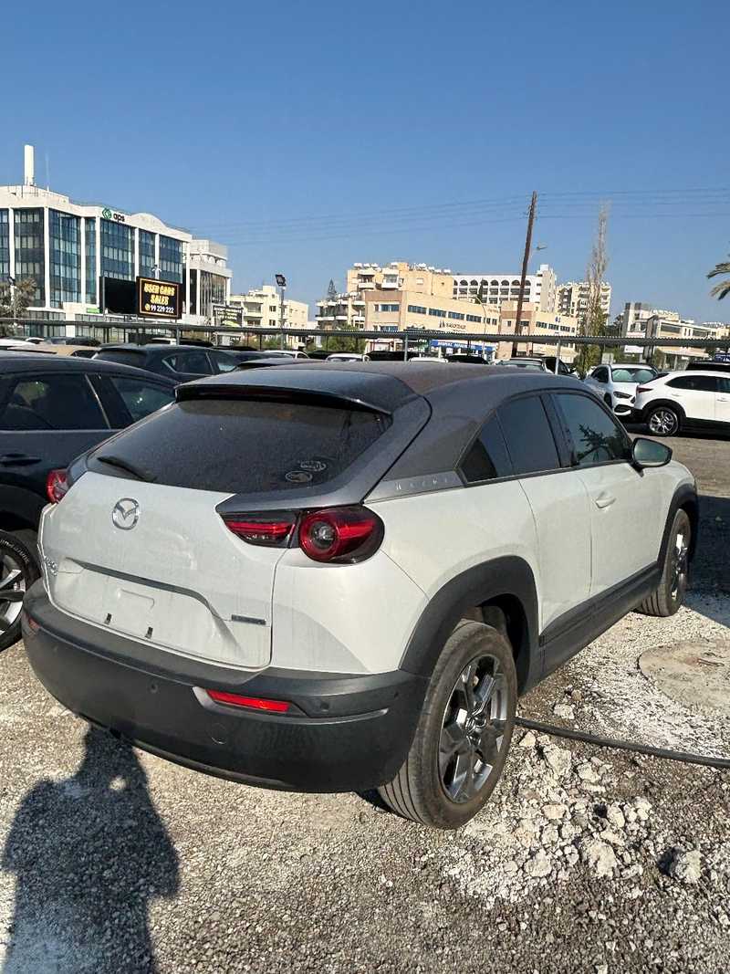 2022 Mazda ΜΧ-30 2,0L 2022 Cyprus