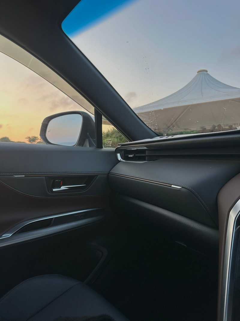2023 Toyota Harrier 2,5L 2023 Cyprus