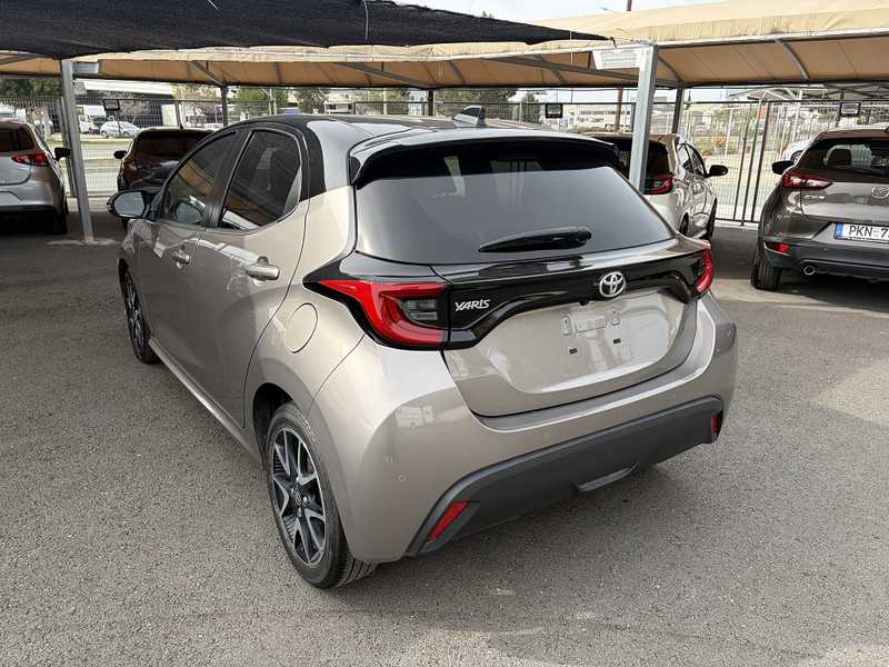 2022 Toyota Yaris 1,5L 2022 Cyprus