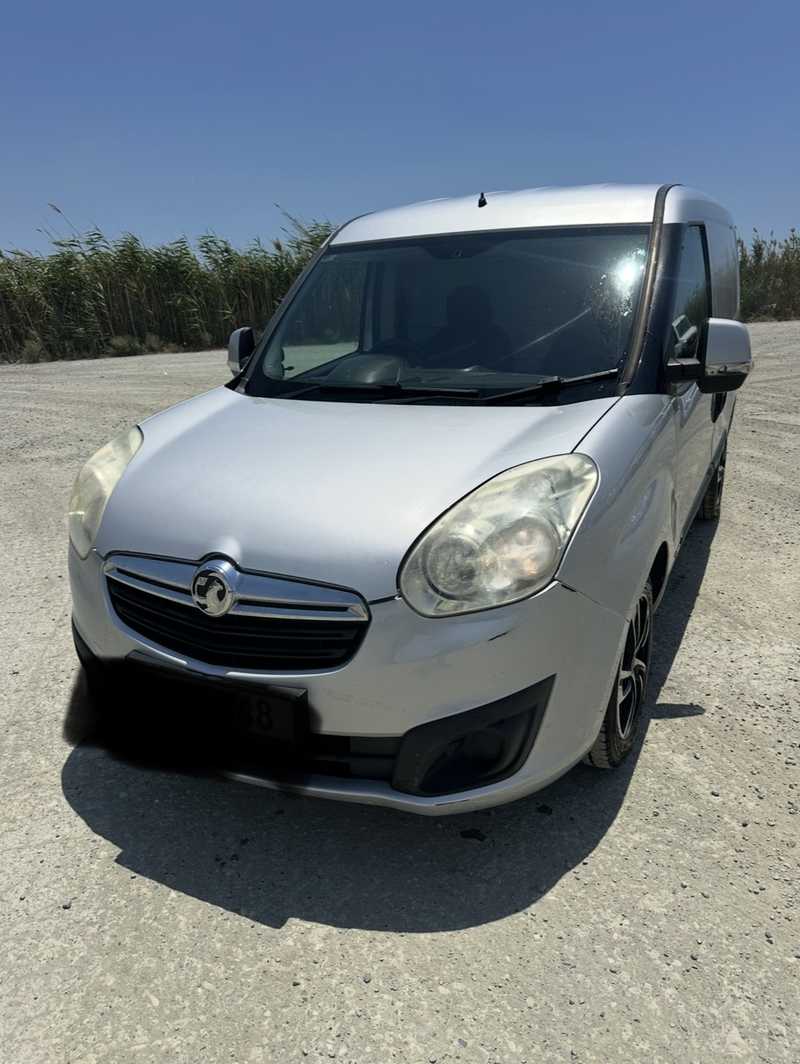 Opel, Vauxhall Combo 1,4L 2015
