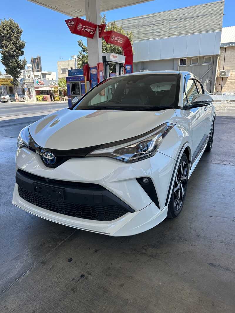 2022 Toyota C-HR 1,8L 2022 Cyprus