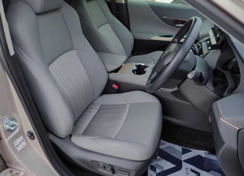 2022 Toyota Harrier 2,5L 2022 Cyprus
