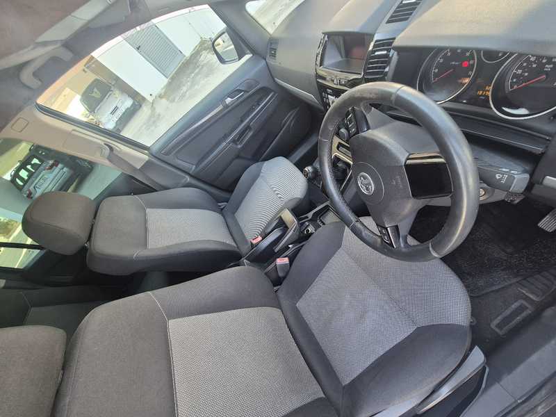 2014 Opel, Vauxhall Zafira 1,8L 2014 Cyprus