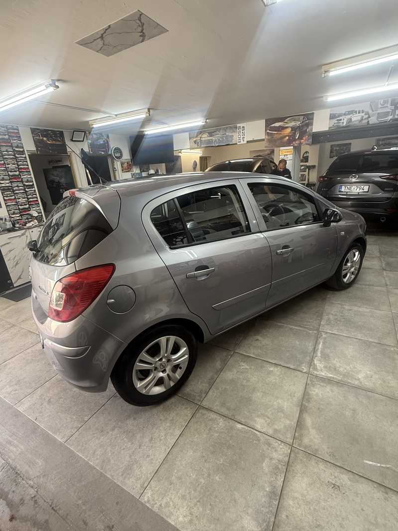 2007 Opel, Vauxhall Corsa 1,4L 2007 Cyprus