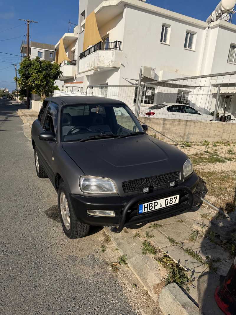 1995 Toyota RAV4 2,0L 1995 Cyprus