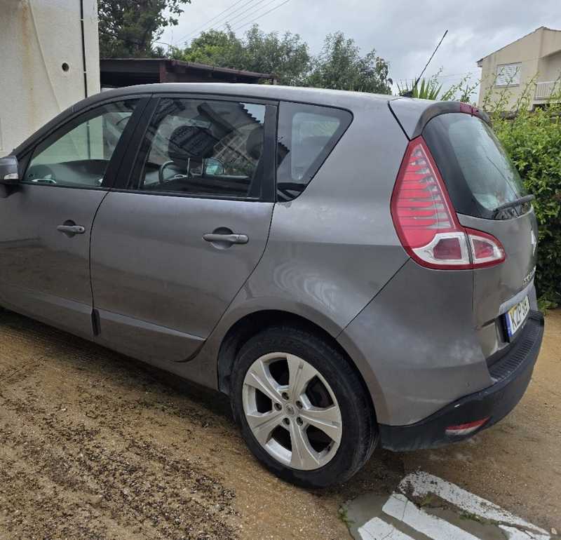 Renault Scenic 1,5L 2010