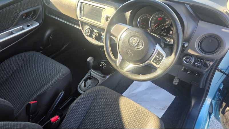 2014 Toyota Vitz 1,3L 2014 Cyprus