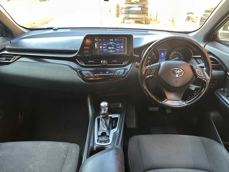 2017 Toyota C-HR 1,8L 2017 Cyprus