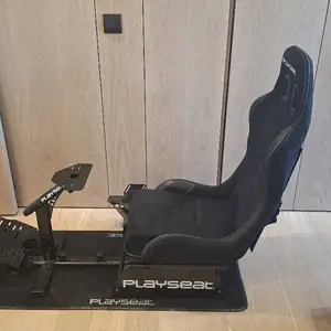 Playseat Evolution Alcantara Edition Sim Racing Cockpit, Επαρχία Λεμεσού — Παλόδεια