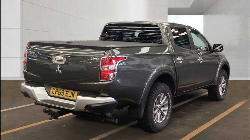 2019 Mitsubishi L200 2,4L 2019 Cyprus