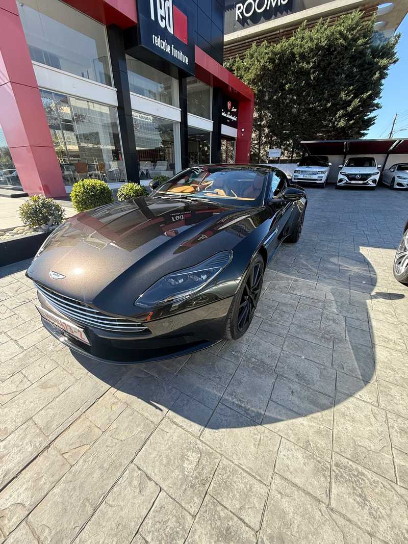 2022 Aston Martin DB11 4,0L 2022 Cyprus