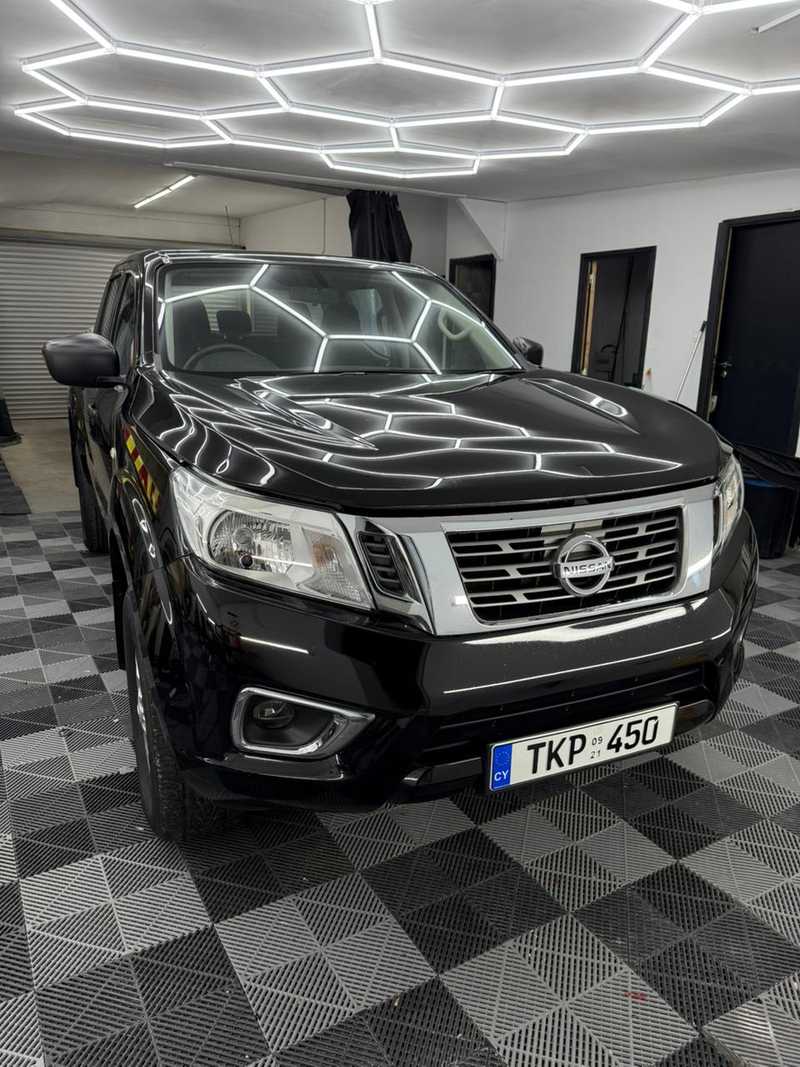 2021 Nissan Navara 2,3L 2021 Cyprus