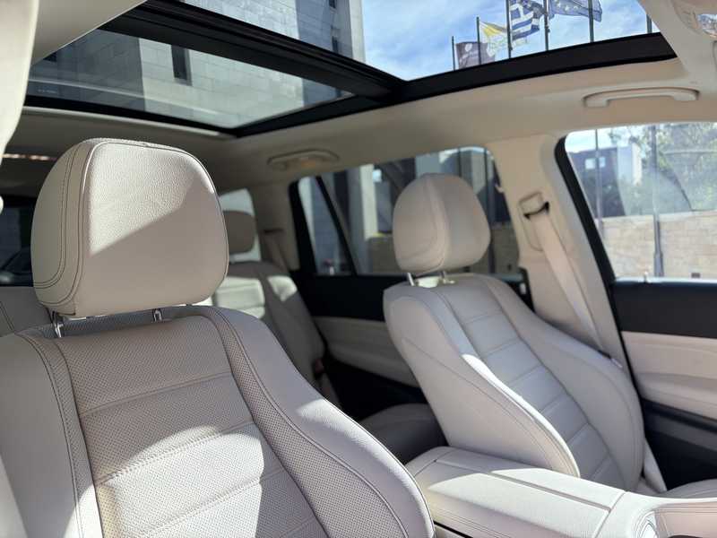 2025 Mercedes-Benz GLS-Class 3,0L 2025 Cyprus