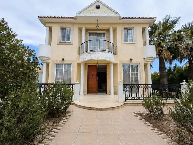 4-bedroom villa for sale, Larnaca — Oroklini Tourist Area