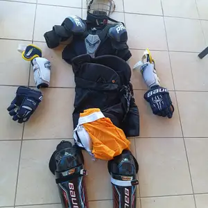 Hockey protective gear set - junior, Επαρχία Λεμεσού — Λεμεσός - Κάψαλος