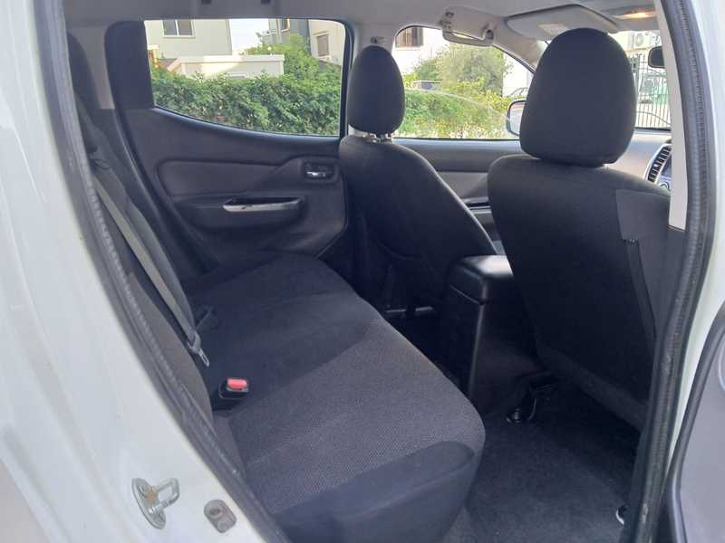 2016 Mitsubishi L200 2,5L 2016 Cyprus