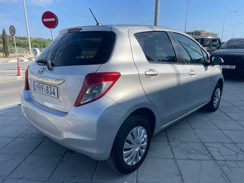 2012 Toyota Yaris 1,3L 2012 Cyprus