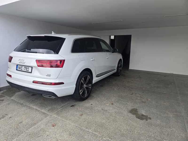 2016 Audi Q7 3,0L 2016 Cyprus