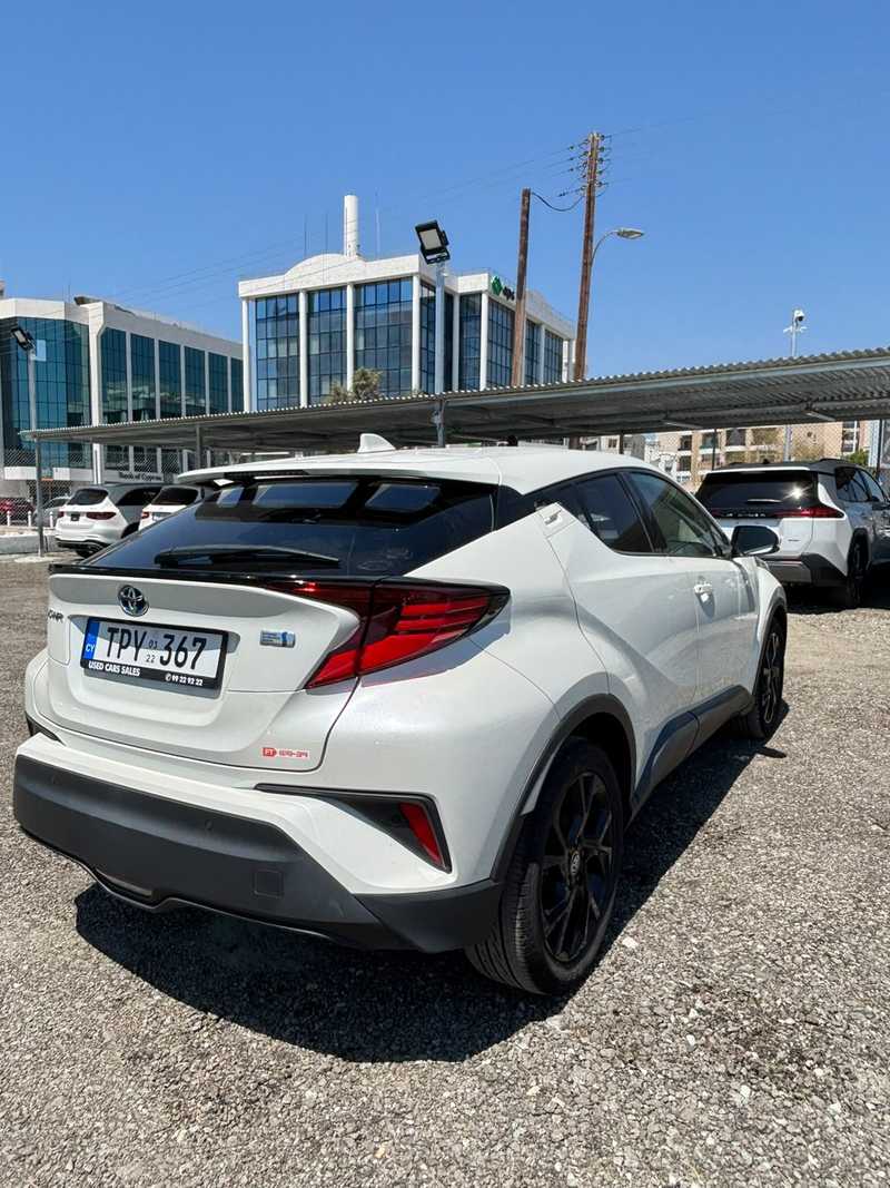 2022 Toyota C-HR 1,8L 2022 Cyprus