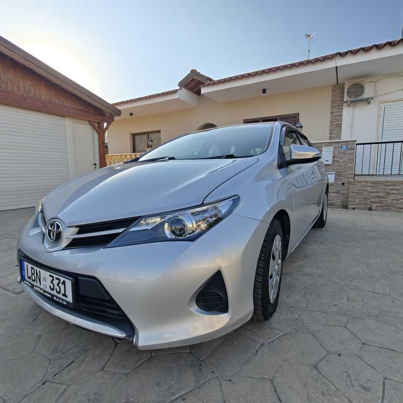 2013 Toyota Auris 1,3L 2013 Cyprus
