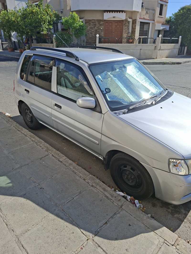 2000 Mazda Demio 3,0L 2000 Cyprus