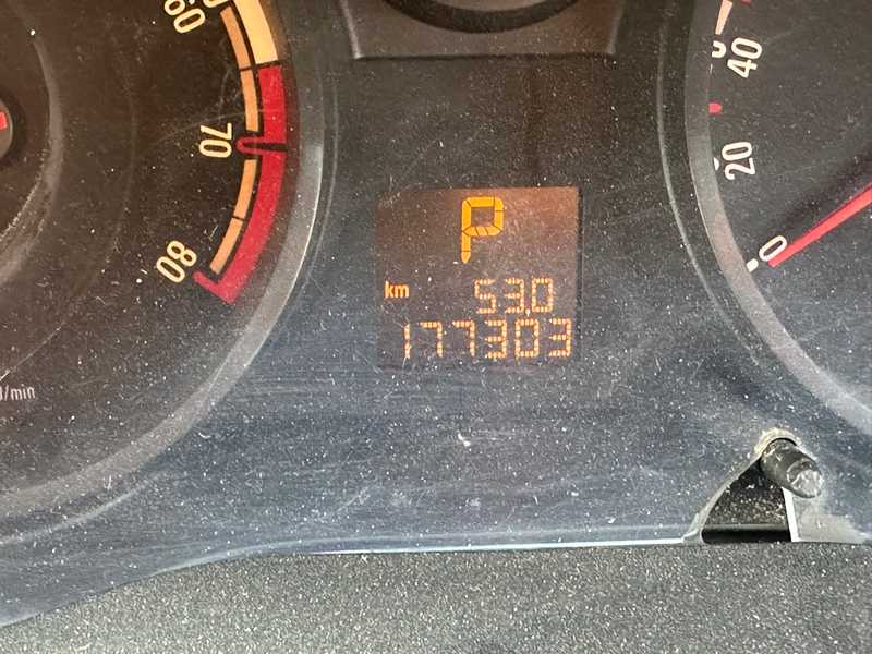 2010 Opel, Vauxhall Corsa 1,4L 2010 Cyprus