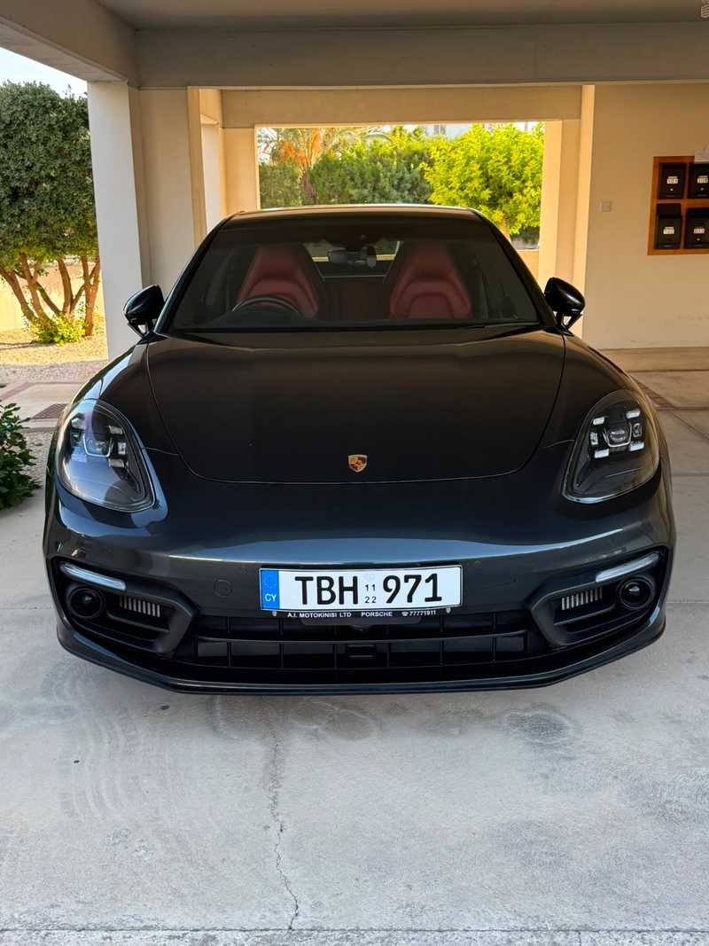 Porsche Panamera 3,0L 2022