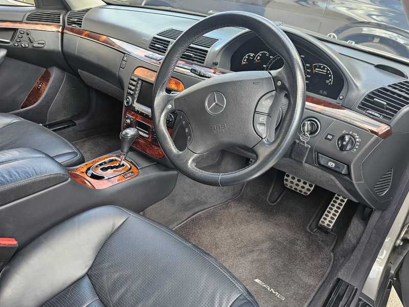 2002 Cars Classic 5,5L 2002 Cyprus