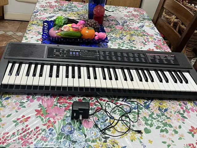 Casio ctk-450 electronic keyboard 61 keys with power adapter, Limassol — Agios Athanasios