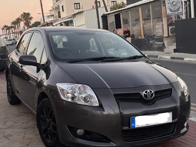 Toyota Auris