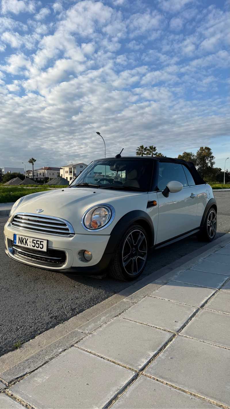 2013 Mini Convertible 1,6L 2013 Cyprus