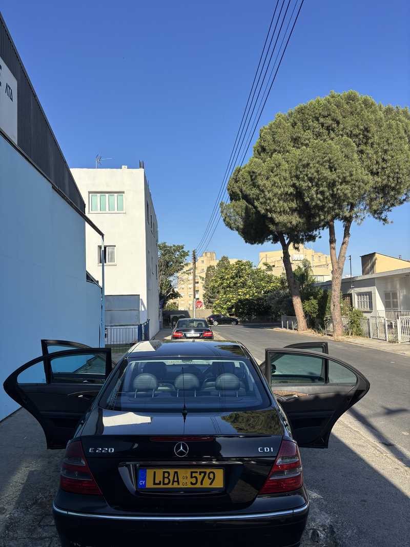 2005 Mercedes-Benz E-Class 2,0L 2005 Cyprus