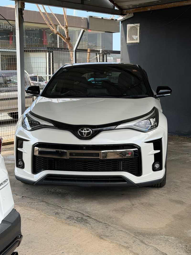 Toyota C-HR 1,8L 2021