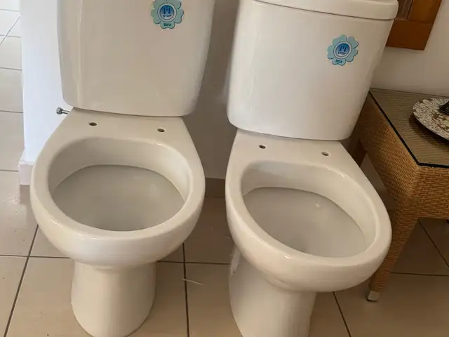X2 toilets available like brand new condition, all fittings inside tank like new, Paphos — Pegeia