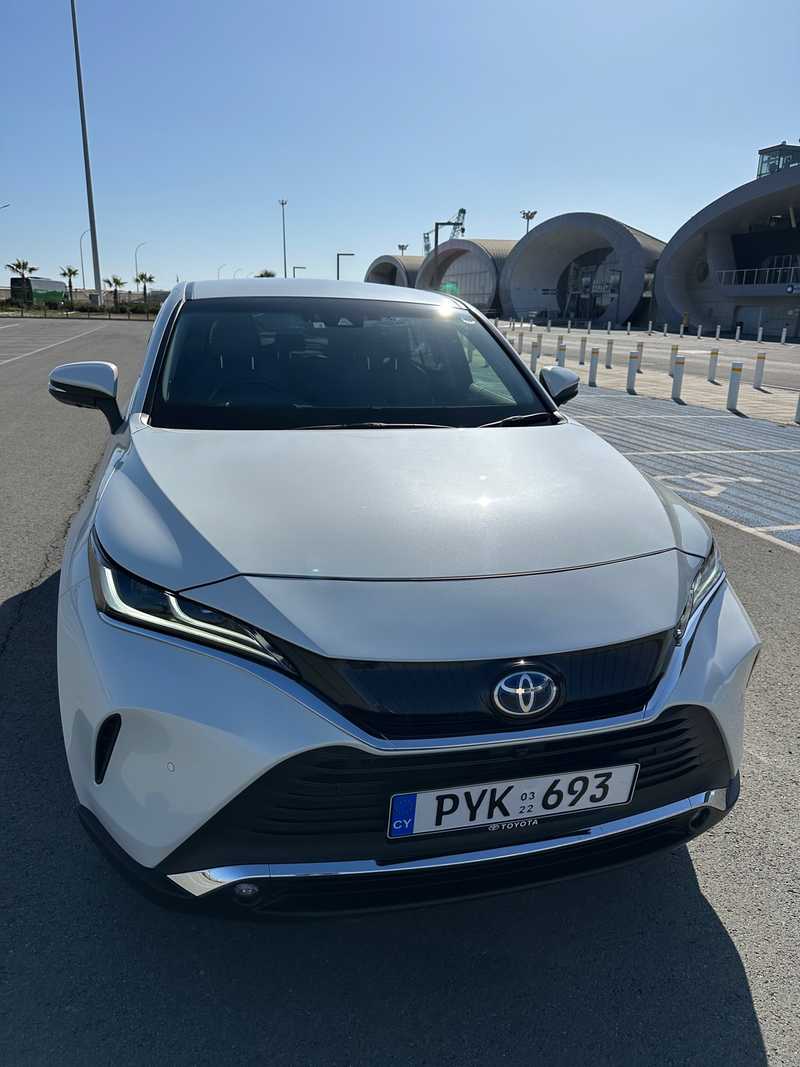2022 Toyota Harrier 2,5L 2022 Cyprus