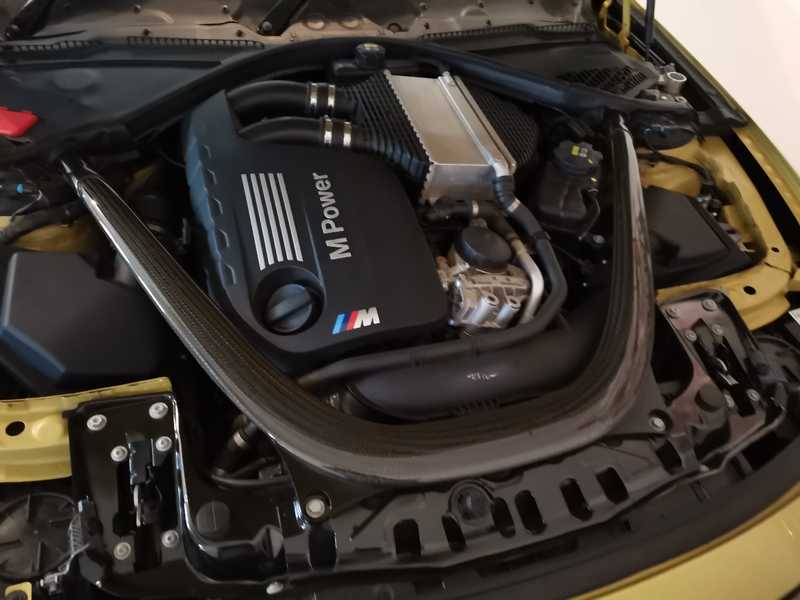 2016 BMW M4 3,0L 2016 Cyprus