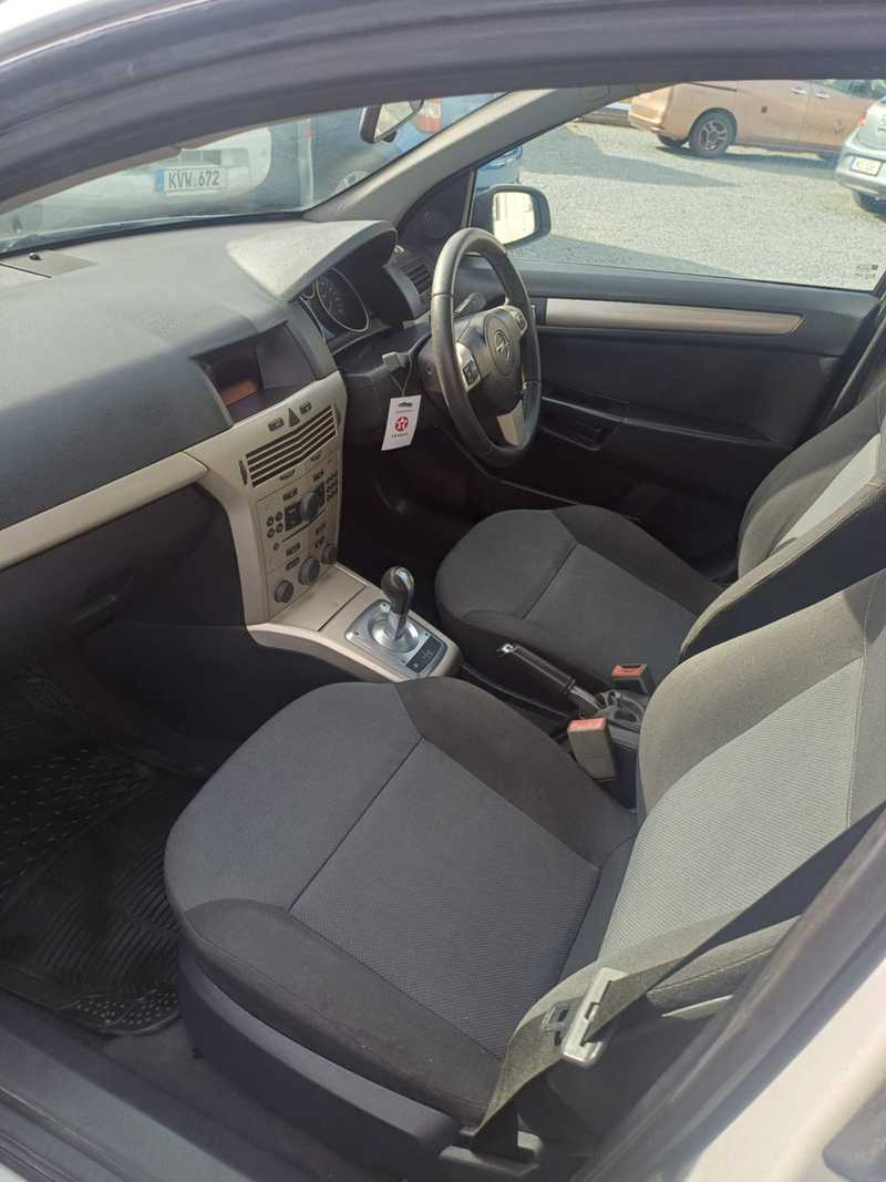 2008 Opel, Vauxhall Astra 1,6L 2008 Cyprus