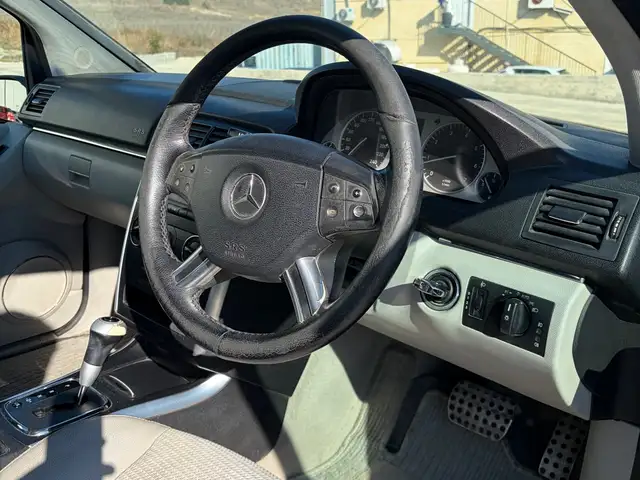 Mercedes-Benz B-Class
