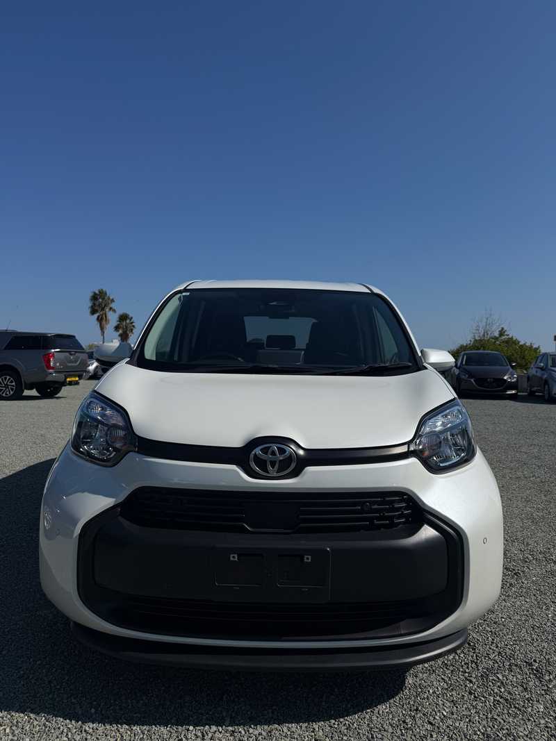 2023 Toyota Sienta 1,5L 2023 Cyprus