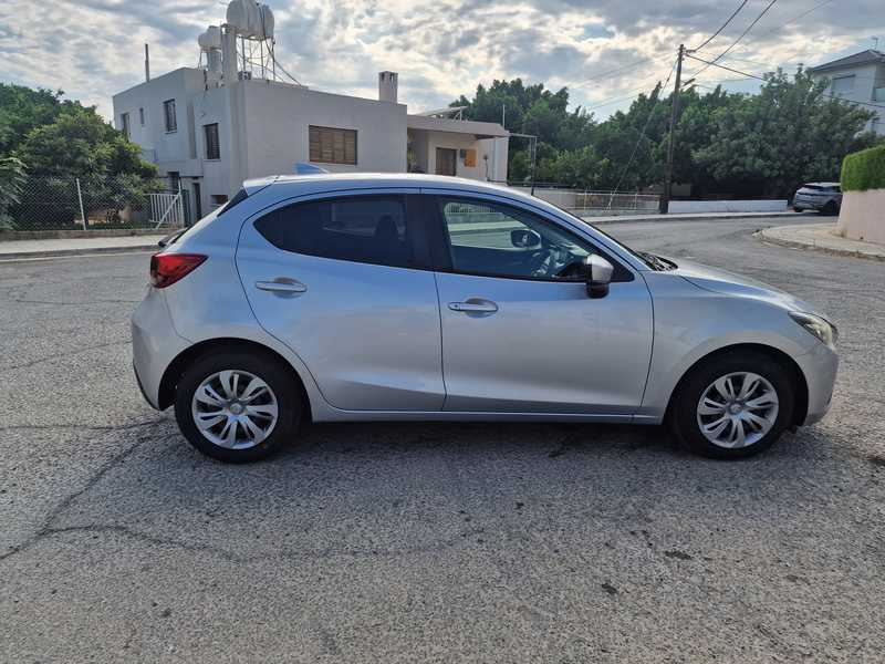 2017 Mazda Demio 1,3L 2017 Cyprus