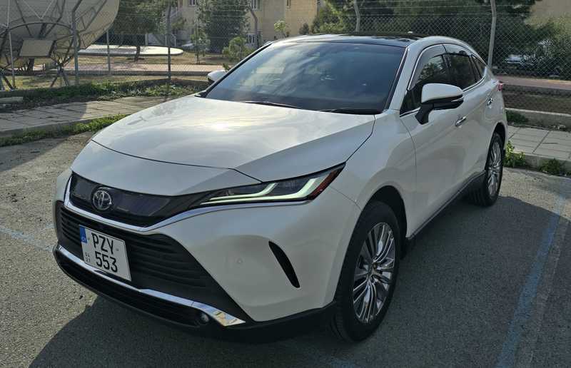 2021 Toyota Harrier 2,5L 2021 Cyprus