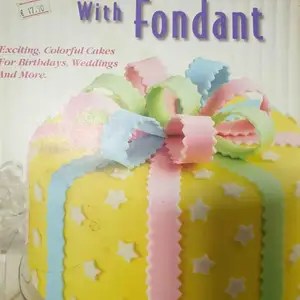 Wilton Celebrate With fondant βιβλιο Ζαχαροτεχνικής, Επαρχία Λάρνακας — Αθιένου