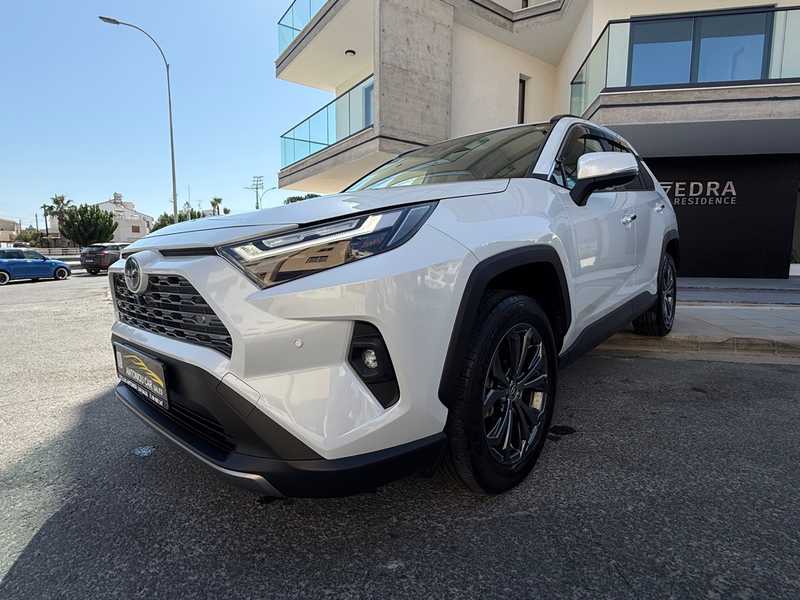 Toyota RAV4 2,5L 2024