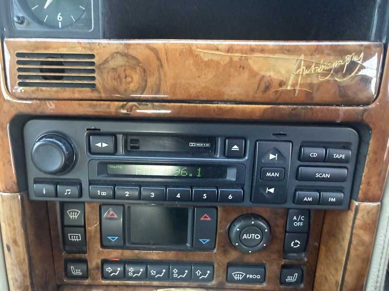 2000 Land Rover Range Rover 4,6L 2000 Cyprus