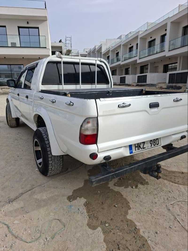 Mitsubishi L200 2,5L 2000