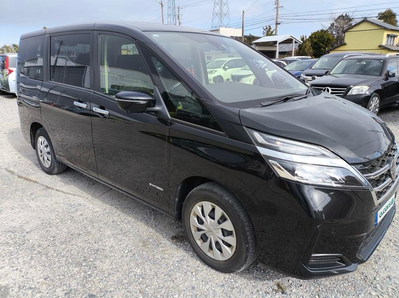 Nissan Serena 2,0L 2022
