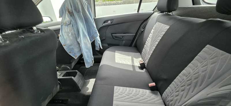 2006 Opel, Vauxhall Astra 1,6L 2006 Cyprus