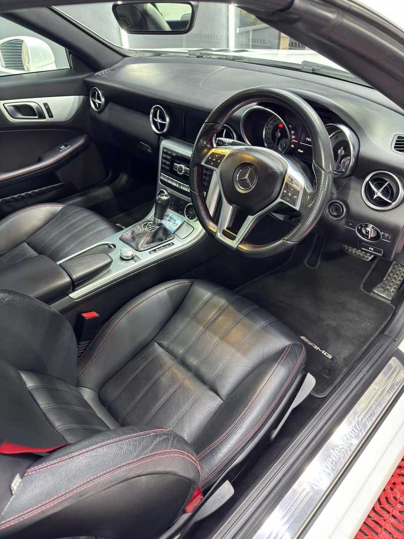 2014 Mercedes-Benz SLK-Class 2,1L 2014 Cyprus