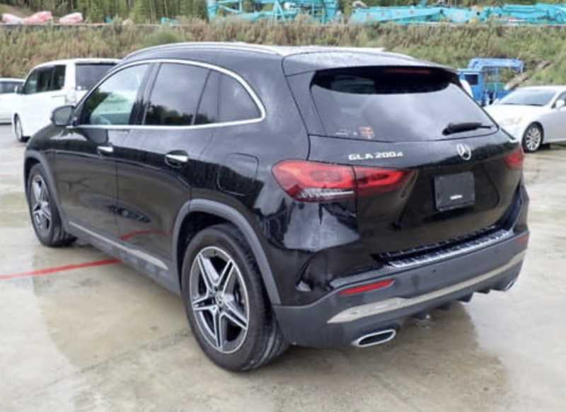 2022 Mercedes-Benz GLA-Class 2,0L 2022 Cyprus